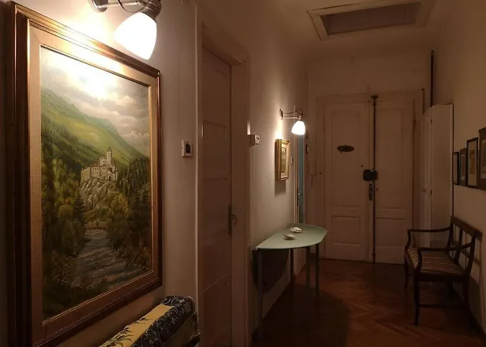 Apartamento Spacious Attic Kandler Trieste