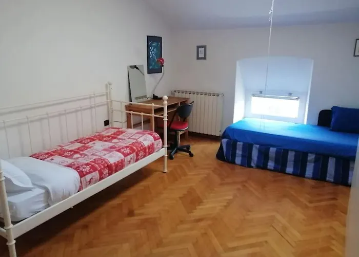 Spacious Attic Kandler *