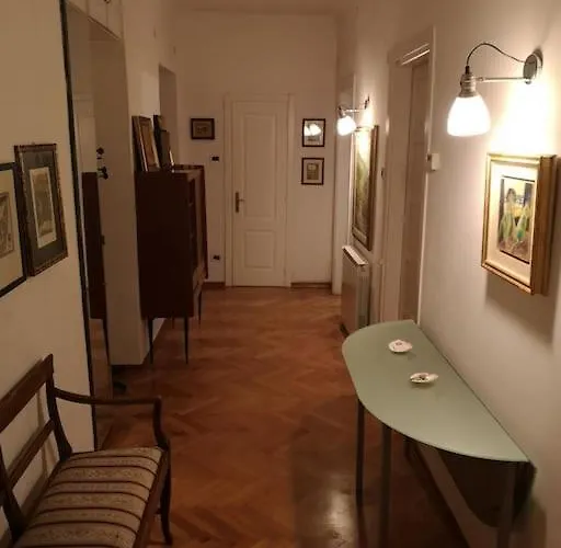 Spacious Attic Kandler Apartamento Trieste